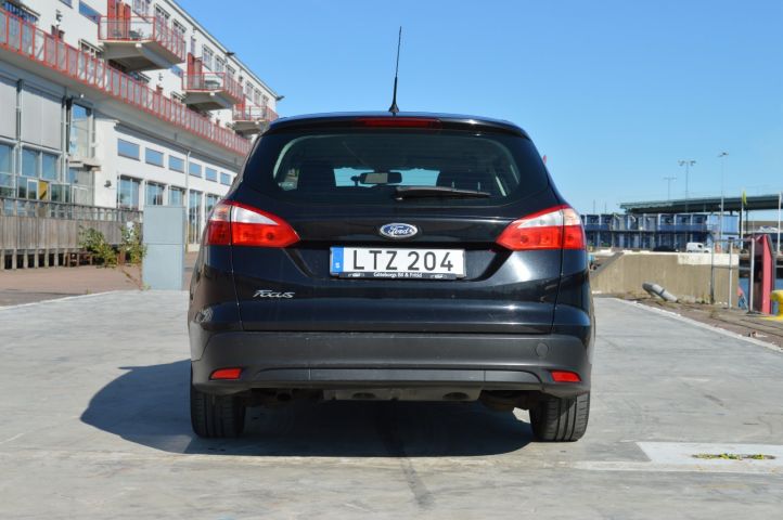 779153-4 Ford Focus kombi 1.6 TDCi 94 hk -2011