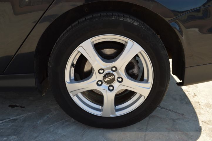 779153-10 Ford Focus kombi 1.6 TDCi 94 hk -2011