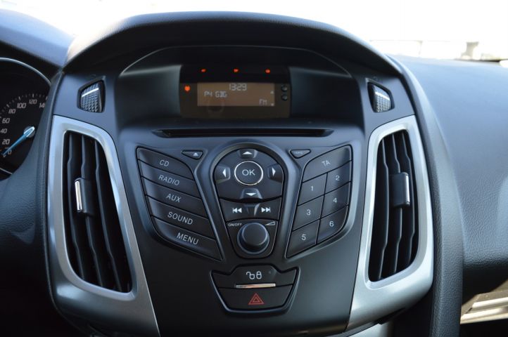 779153-22 Ford Focus kombi 1.6 TDCi 94 hk -2011