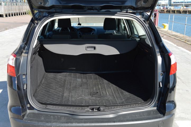 779153-35 Ford Focus kombi 1.6 TDCi 94 hk -2011