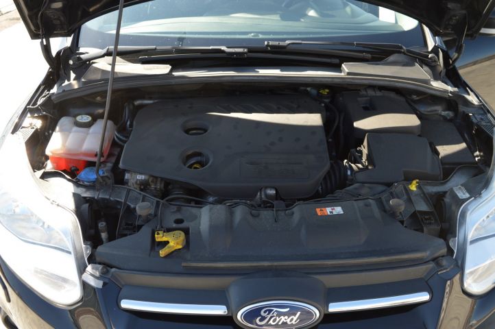 779153-36 Ford Focus kombi 1.6 TDCi 94 hk -2011