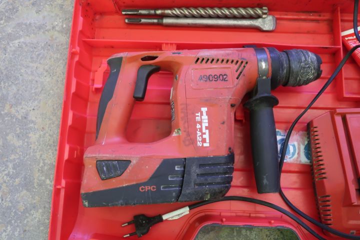 793867-2 Forming machine Hilti TE4-A22