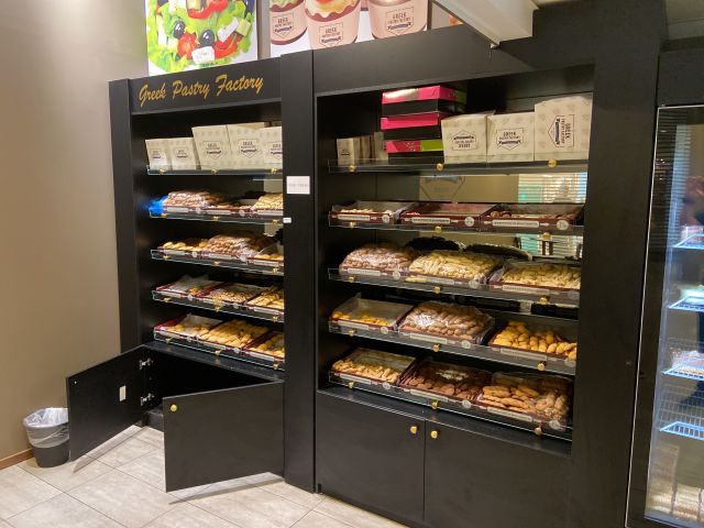 828718-1 Display shelves & Café boards for disassembly