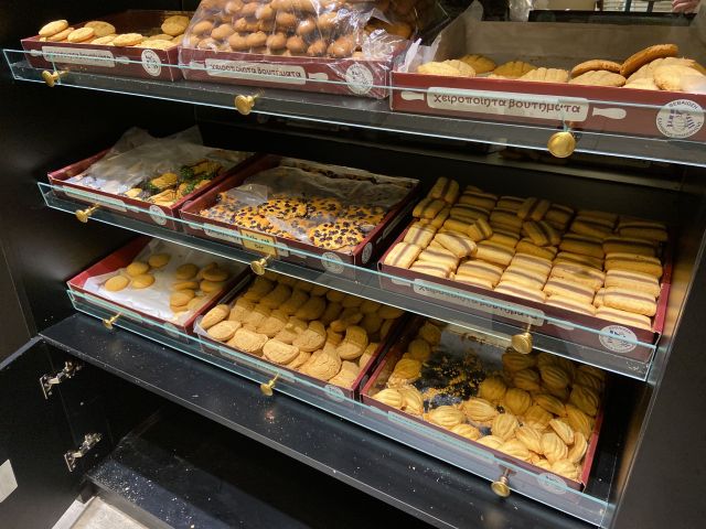 828718-6 Display shelves & Café boards for disassembly