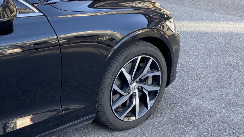 803932-21 Volvo V60 T6 Twin Engine, 2020 - NJX11K