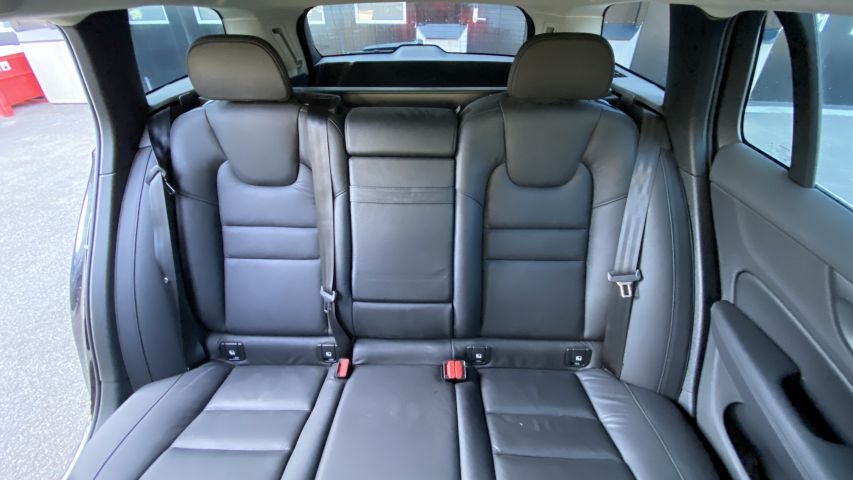 803932-32 Volvo V60 T6 Twin Engine, 2020 - NJX11K