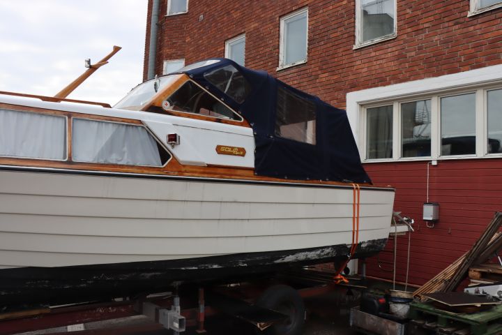 834151-9 Storebro Solö Luxury II - Renovation object