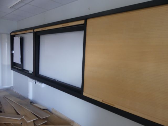 736122-4 Larger Whiteboard with blinds