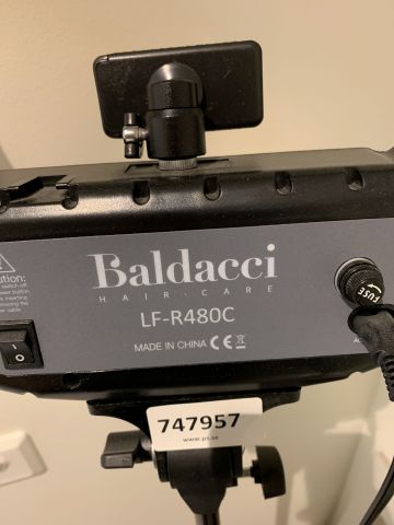 747957-3 Hair care lamp Baldacci LF-R480C