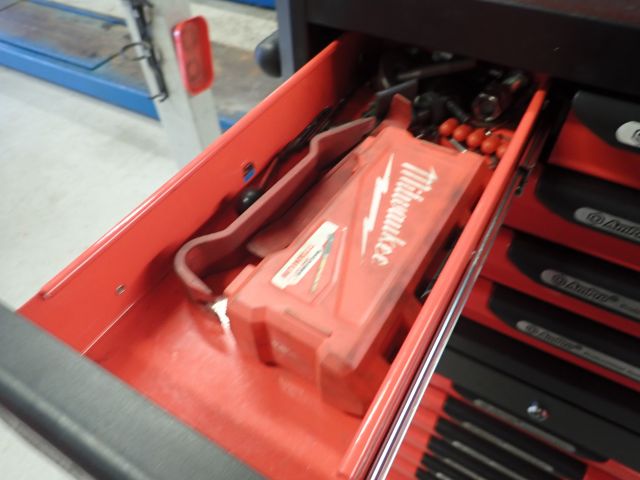 617767-7 AmPro tool trolley