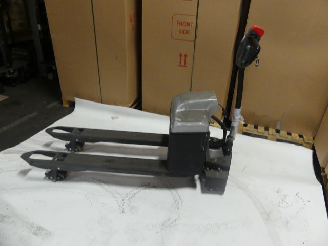736149-2 Electric Pallet Truck Silverstone