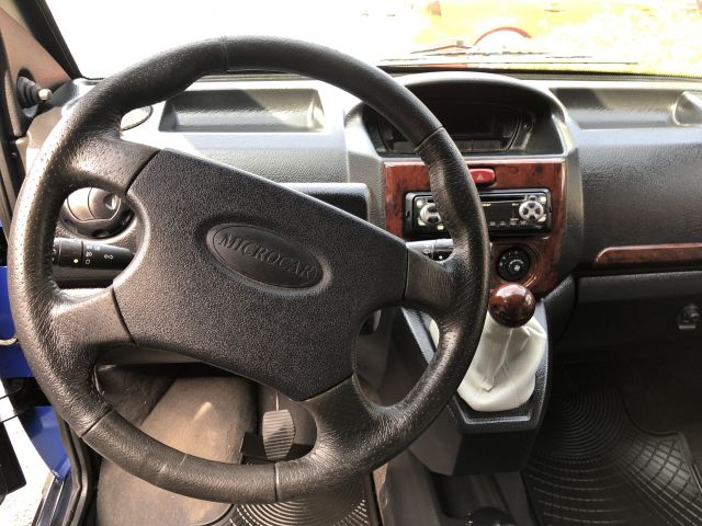 834336-9 Microcar MC2 -09