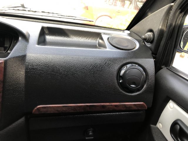 834336-14 Microcar MC2 -09