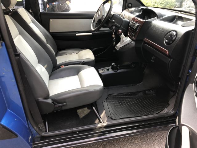 834336-20 Microcar MC2 -09