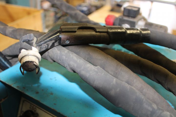 823609-9 Pneumatic Plasma Cutter NertaZip 520sr