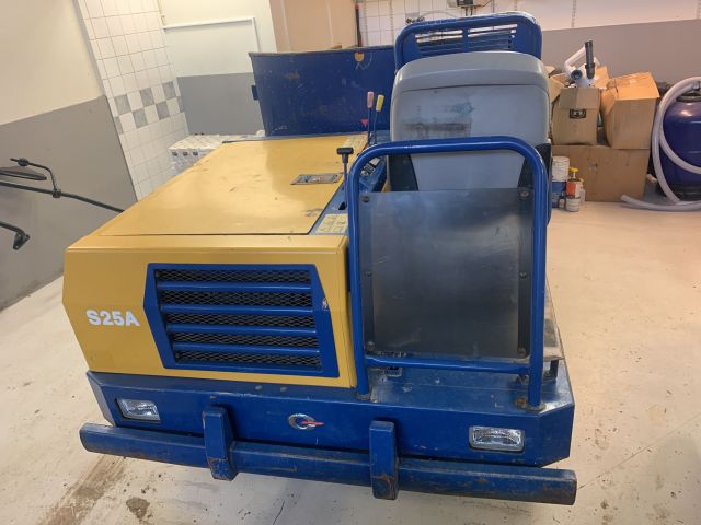 811866-6 Dumper Canycom S25A (984h) -08