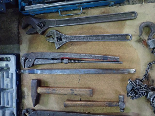 617774-3 Hand tools