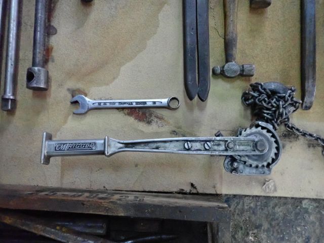 617774-7 Hand tools