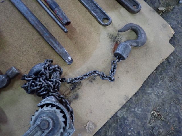 617774-8 Hand tools