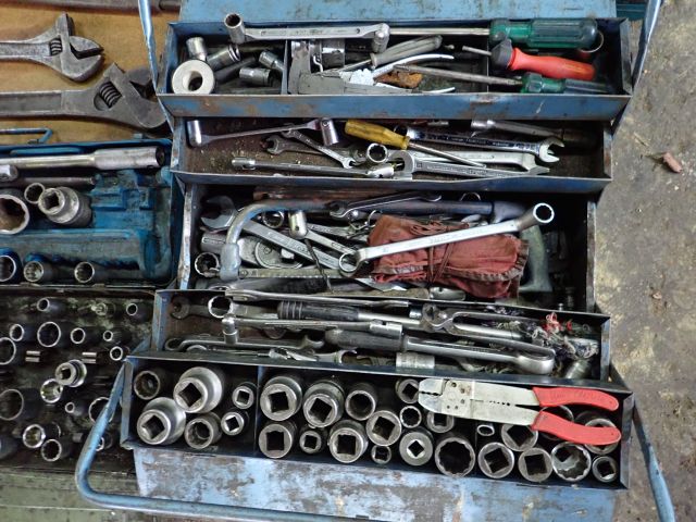 617774-11 Hand tools