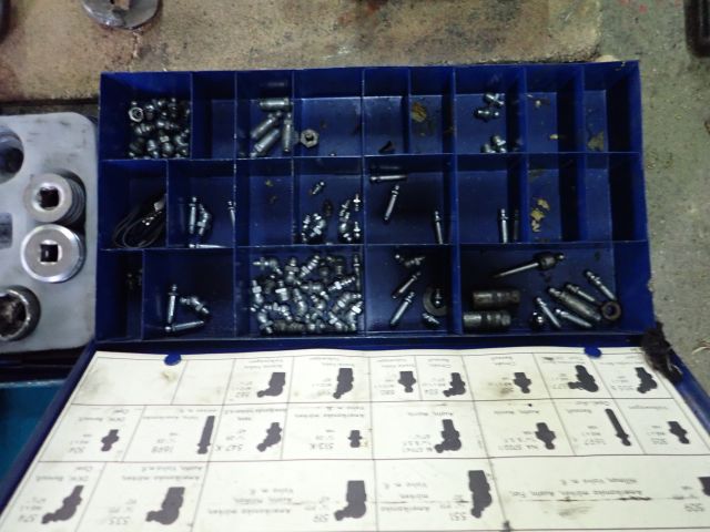 617774-16 Hand tools