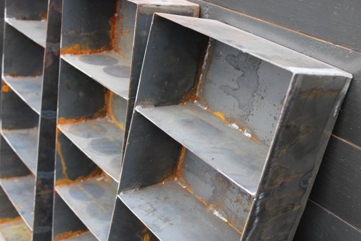 794409-3 Metallhyllor, tre stycken