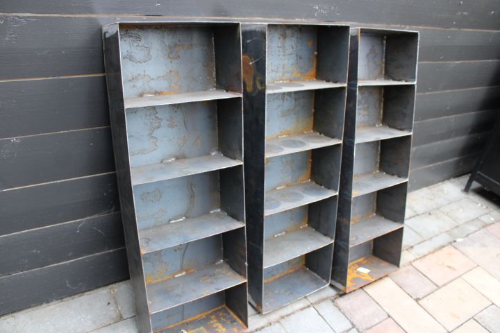 794409-10 Metallhyllor, tre stycken