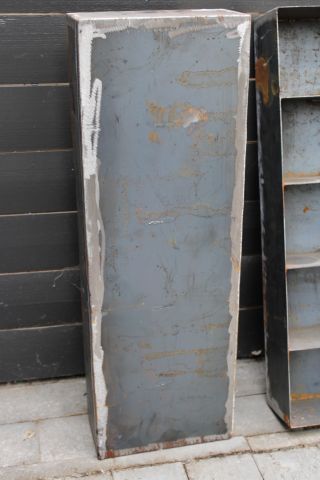 794409-11 Metallhyllor, tre stycken