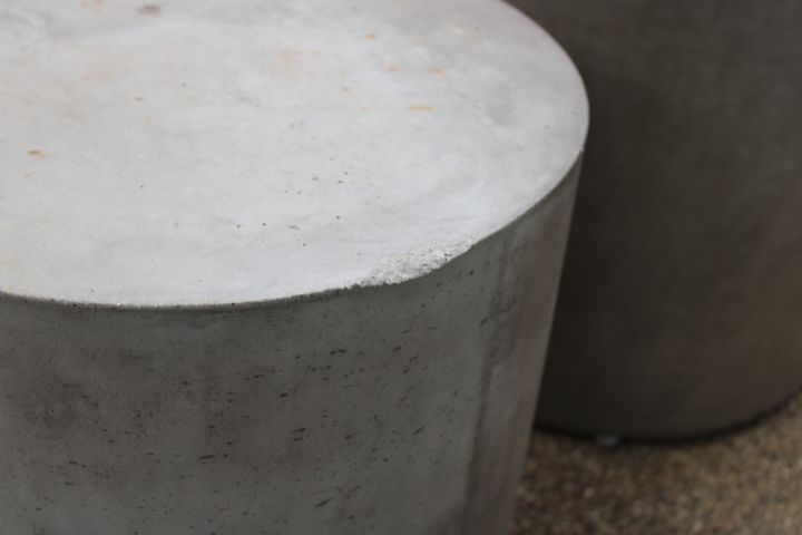 794419-5 Hand-cast concrete pedestals, 2 pcs