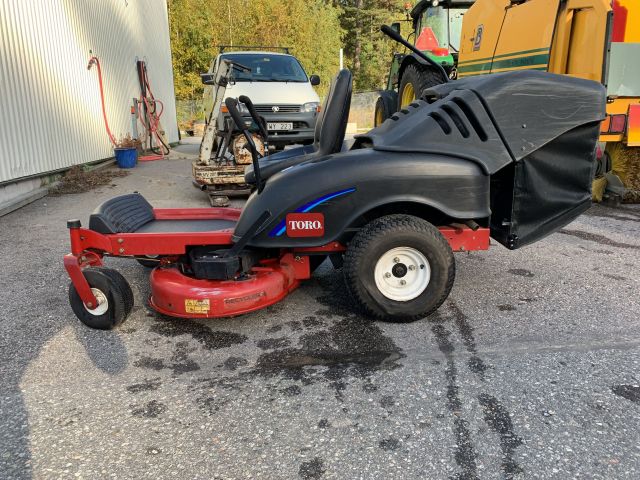 748036-6 Toro Riding Lawnmower TimeCutter ZD 420 97.1 hours