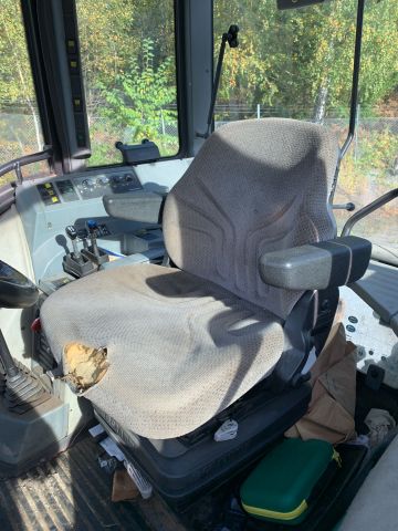 748043-37 Valtra 6350 Tractor 11154 H