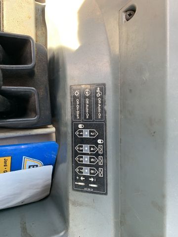 748043-46 Valtra 6350 Tractor 11154 H