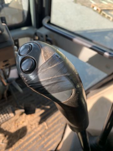 748043-49 Valtra 6350 Tractor 11154 H