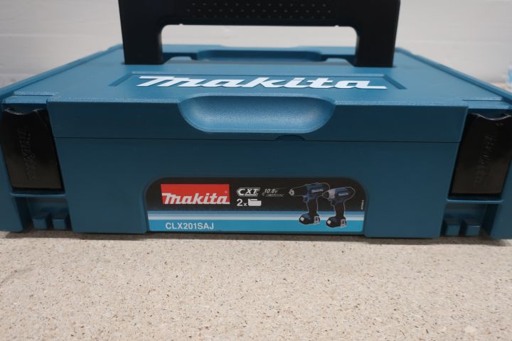 834528-5 Tool package Makita CLX201SAJ 10.8v 2x2.0Ah