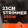 828234-3 Grass trimmer 23cm GL250-QS Black & Decker
