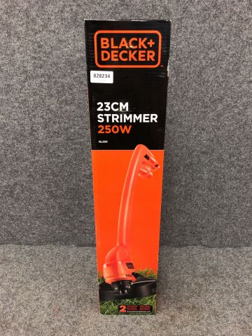 828234-2 Grass trimmer 23cm GL250-QS Black & Decker