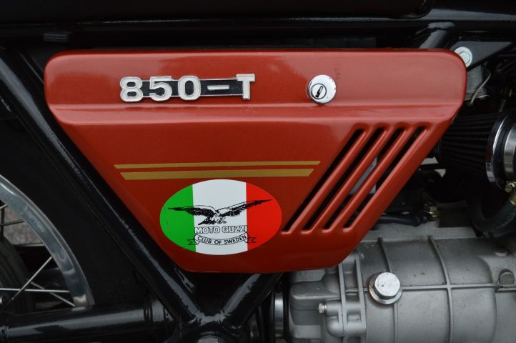 779225-25 Moto Guzzi V 850 T -1975