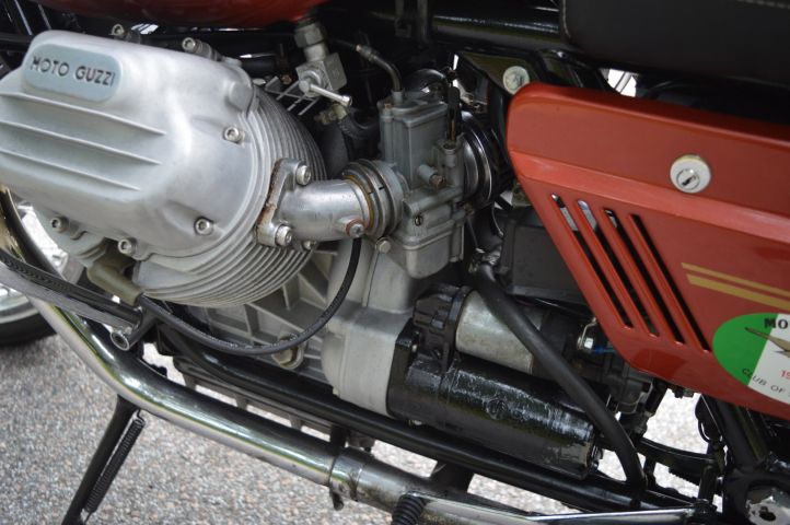 779225-29 Moto Guzzi V 850 T -1975