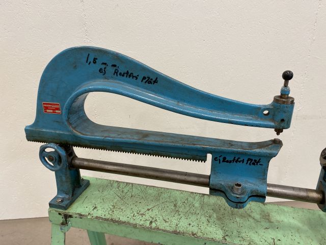 821900-5 Falsmaskin