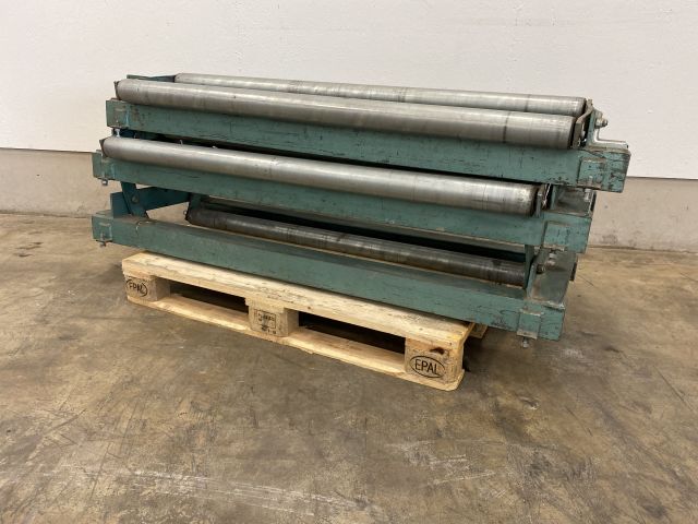 821904-2 Sheet metal cradle for coil rolls 3 pcs