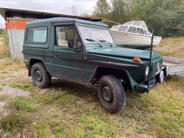 827845-4 MERCEDES-BENZ G 240 D (-1988, 71 hp)