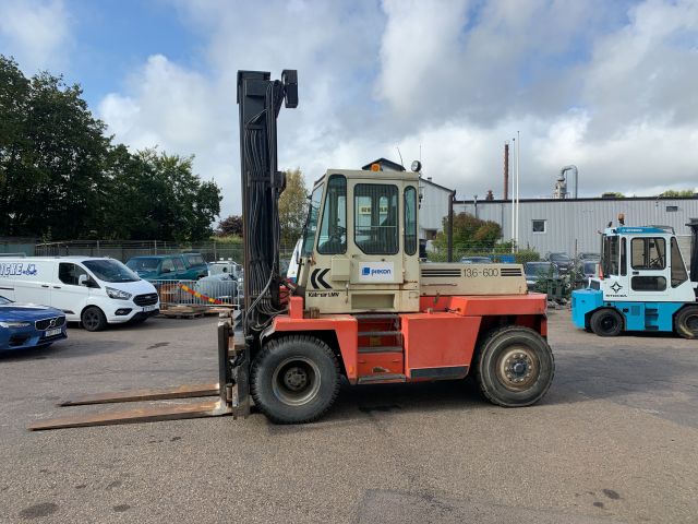 811892-2 Counterweight truck Kalmar 13.6-600 (7044h) -85