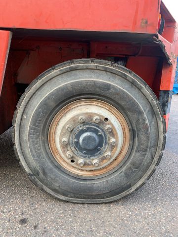 811892-12 Counterweight truck Kalmar 13.6-600 (7044h) -85