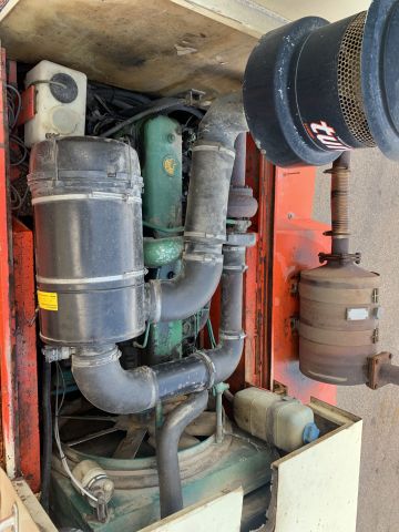 811892-14 Counterweight truck Kalmar 13.6-600 (7044h) -85