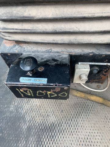 811892-38 Counterweight truck Kalmar 13.6-600 (7044h) -85