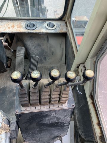 811892-43 Counterweight truck Kalmar 13.6-600 (7044h) -85