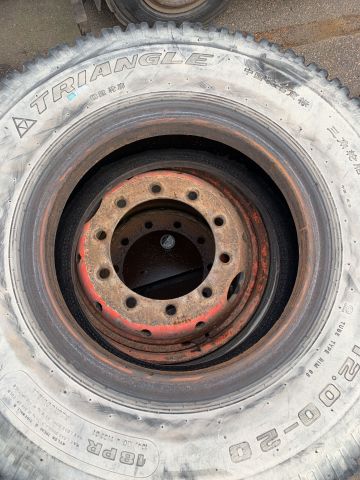 811892-50 Counterweight truck Kalmar 13.6-600 (7044h) -85