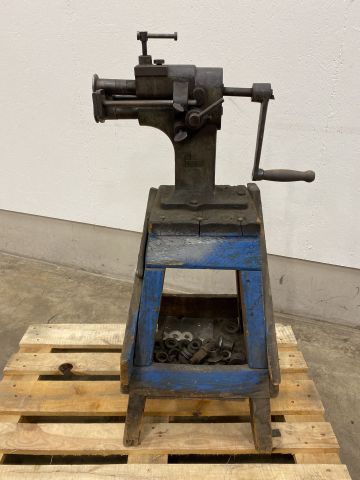 821910-2 Sick and bertel machine Sinumbra