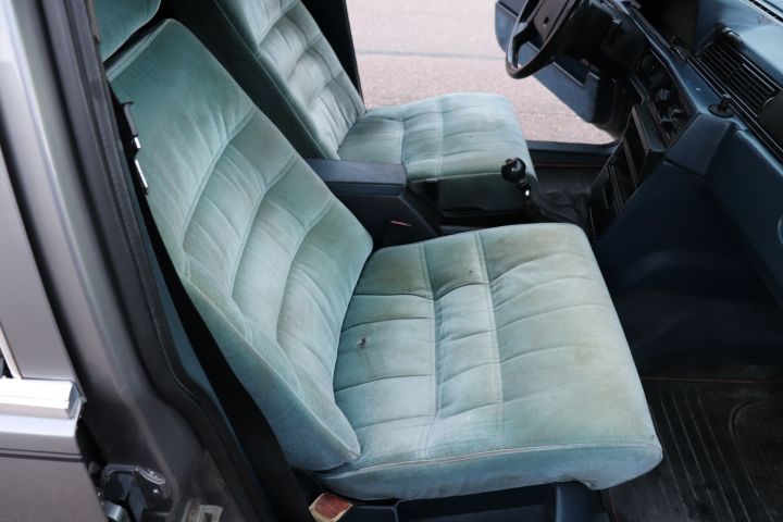 821763-13 Volvo 760 GLE TD -84