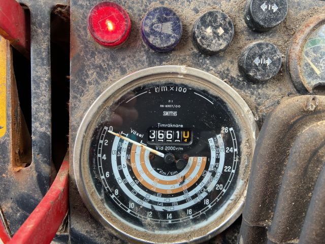 827844-26 VOLVO BM T650 (-1978, 75 hp)